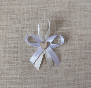 Svadobné pierko Love krémové